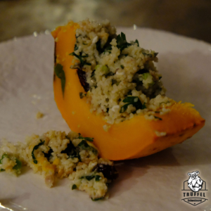 gefüllter Bulgur-Kürbis