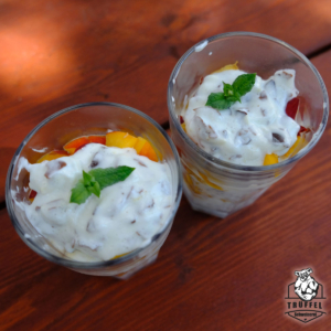 Schaumkuss-Obst-Dessert