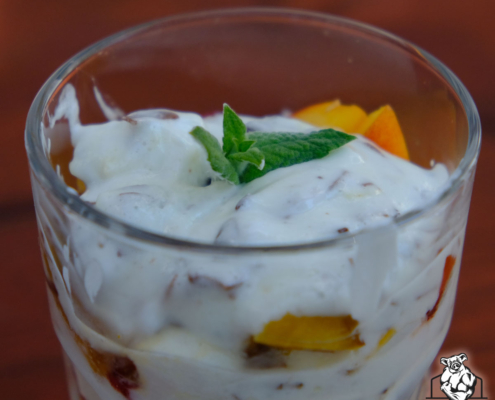 Schaumkuss-Obst-Dessert